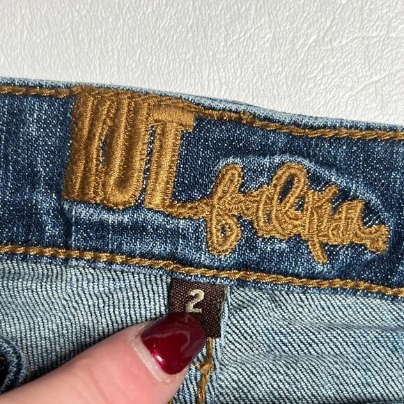 KUT from the Cloth | Denim Capri’s - Picture 2 of 4